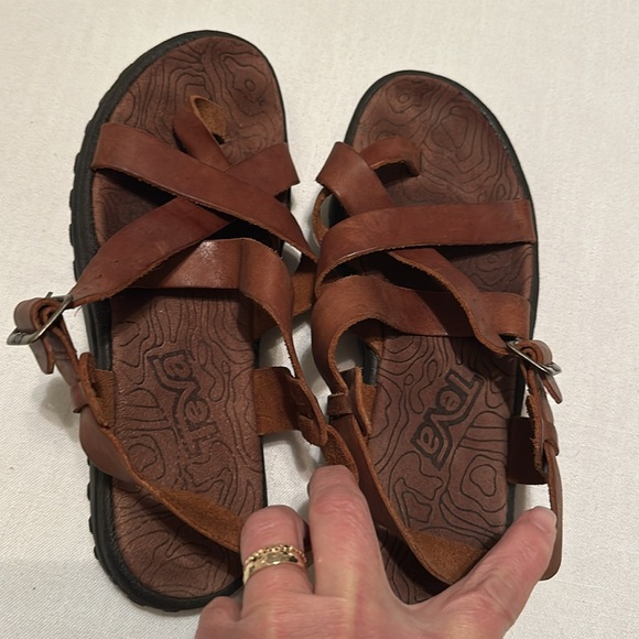 Teva brown leather sandals 🤎 - Picture 5 of 6